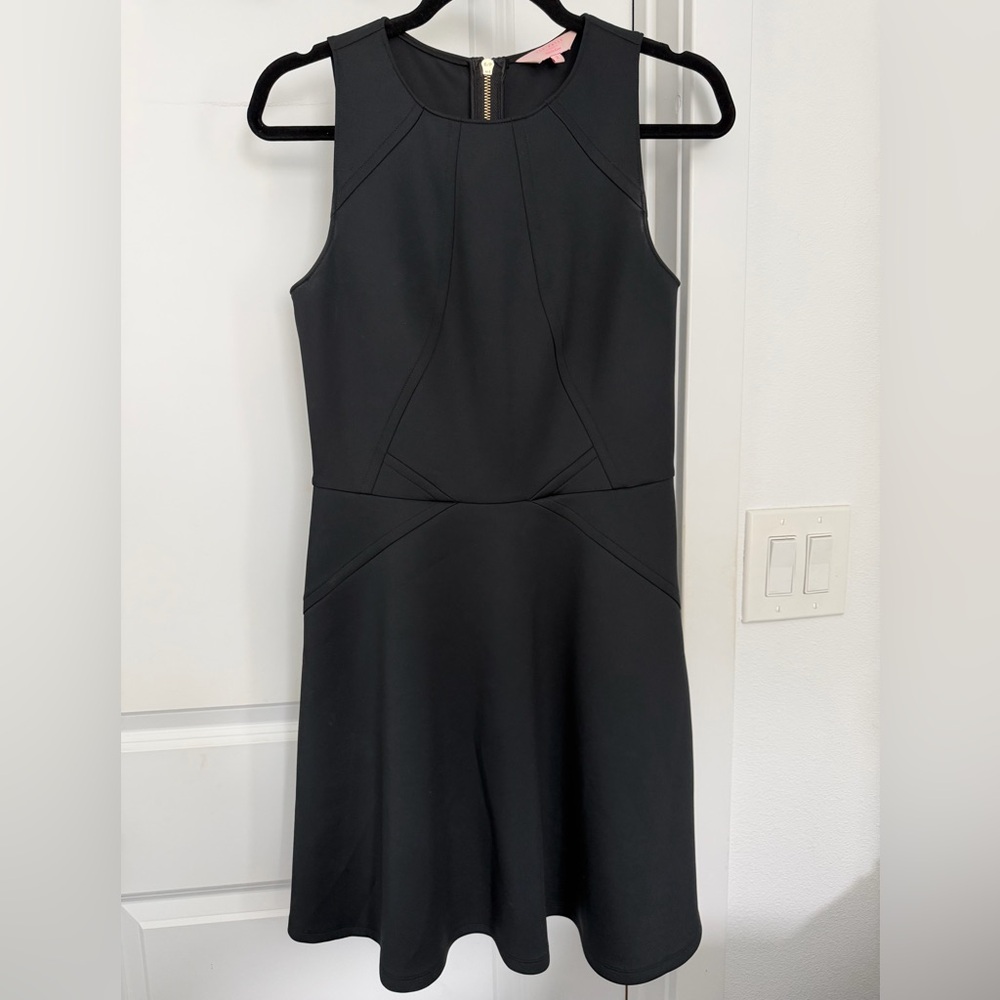 Ted Baker Mitton Skater
Black Dress in Neoprene Size 2